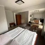Aparthotel Centrum Konopnicka Z Parkingiem W Cenie 3*